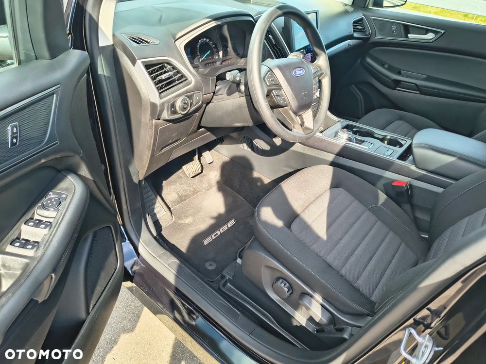 Ford Edge - 9