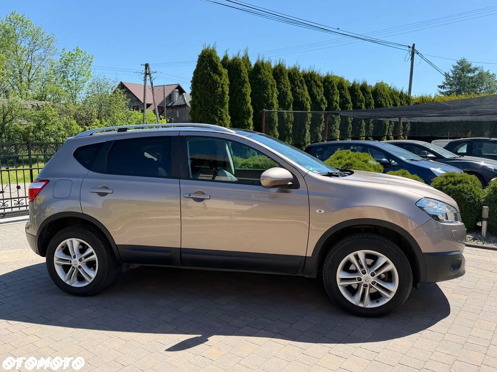 Nissan Qashqai 2.0 Lounge CVT - 5