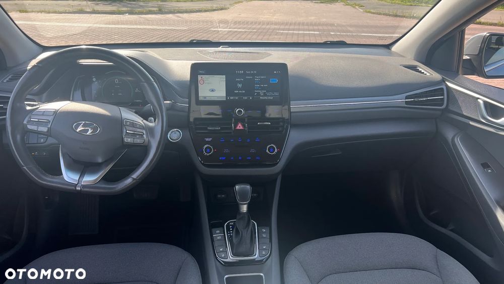 Hyundai IONIQ Plug-in hybrid Premium - 8
