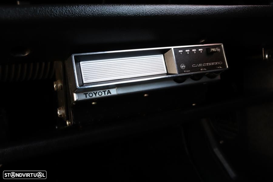 Toyota Crown - 37