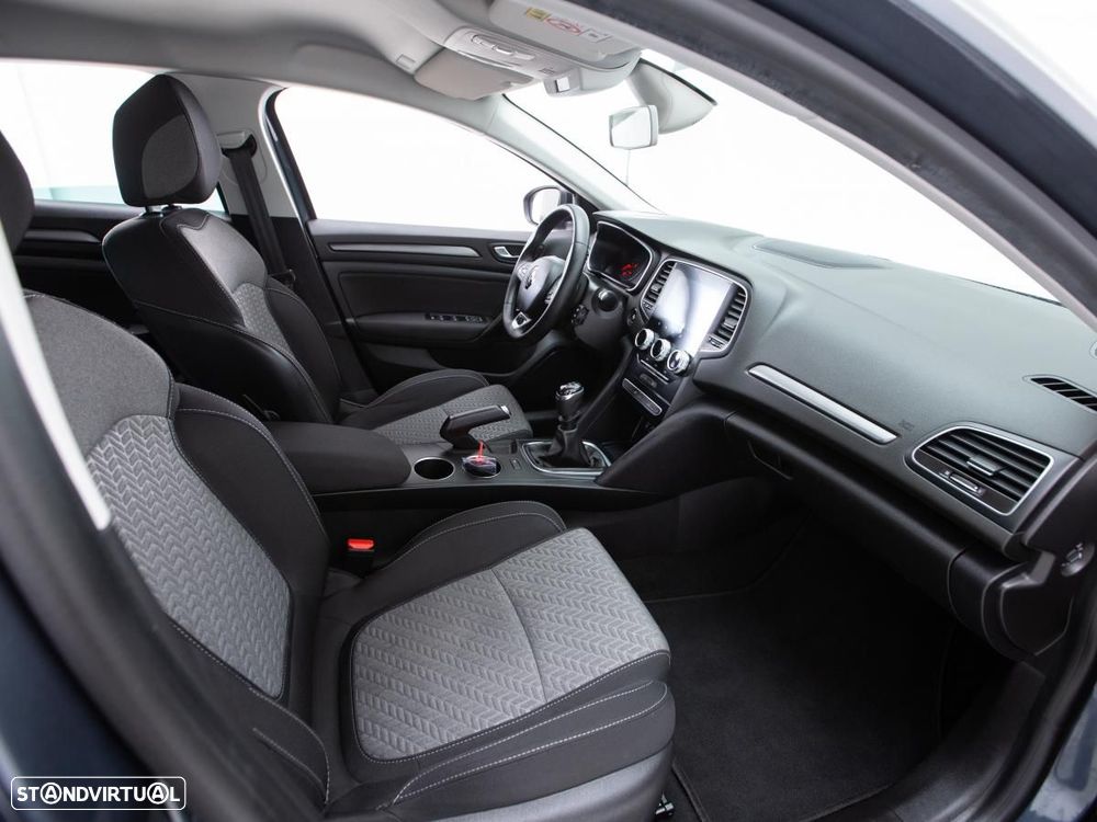 Renault Mégane 1.5 Blue dCi Limited - 9