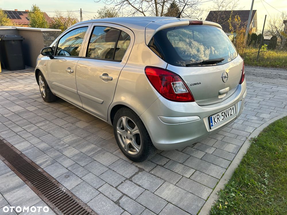 Opel Corsa 1.4 16V Enjoy - 7