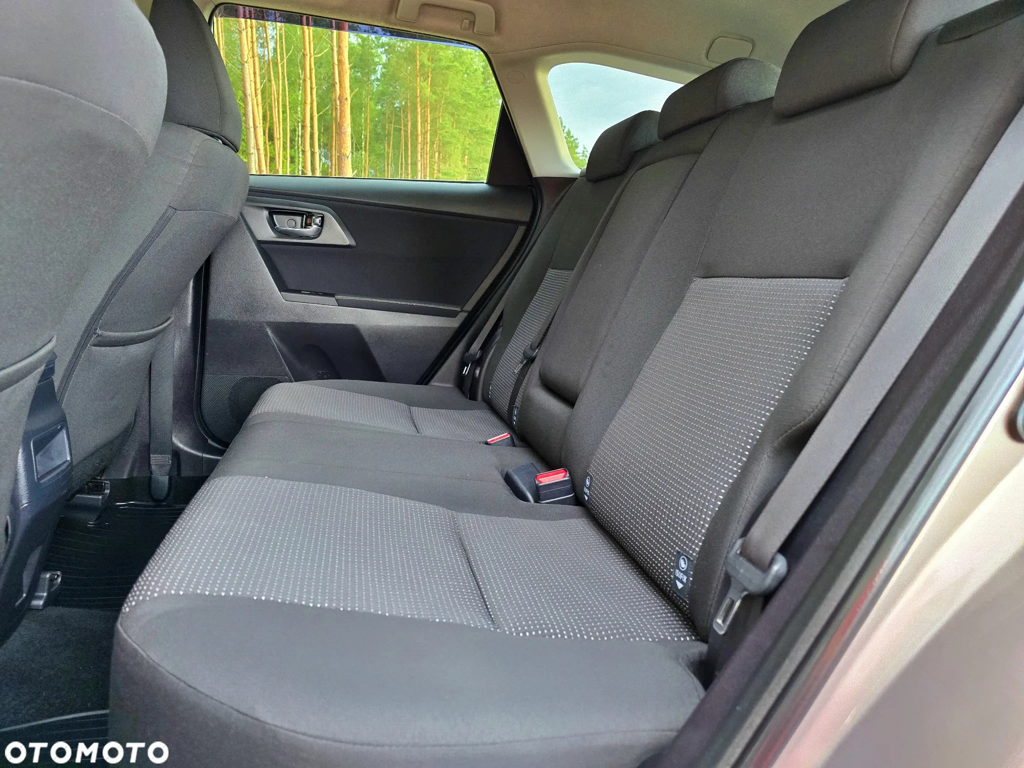 Toyota Auris - 25