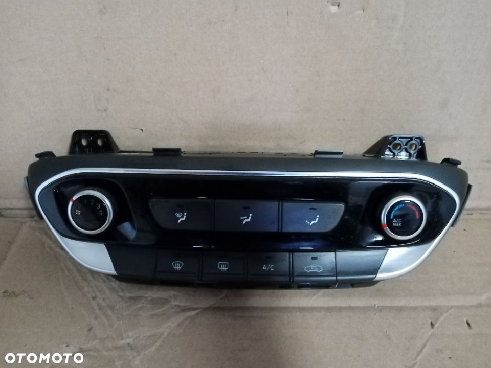 Hyundai i30 III 17-20 panel nawiewu 97250-G4001 - 1