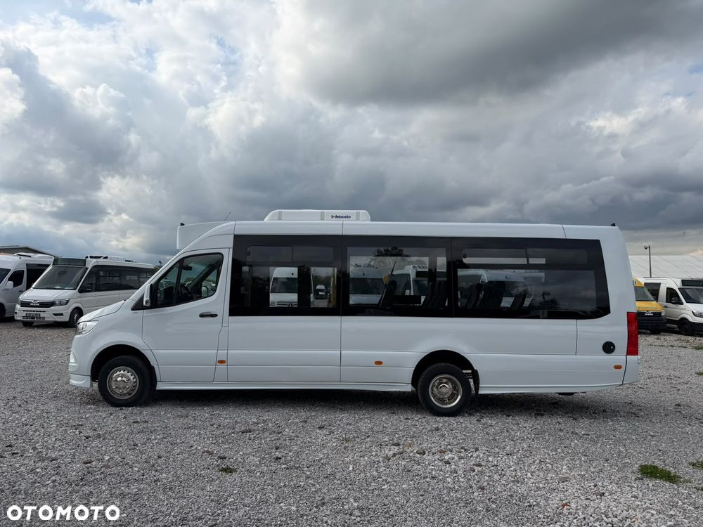Mercedes-Benz Sprinter 517 - 9