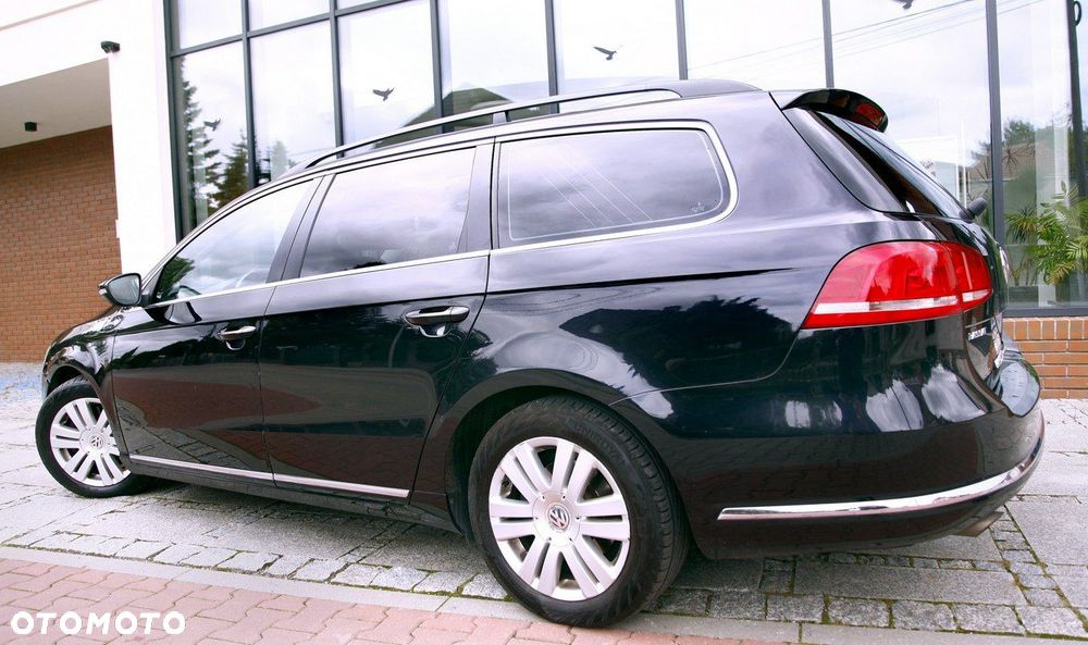 Volkswagen Passat - 25