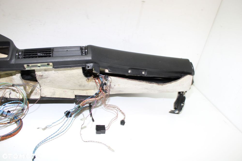 BMW E34 DESKA ROZDZIELCZA EUROPA - 7
