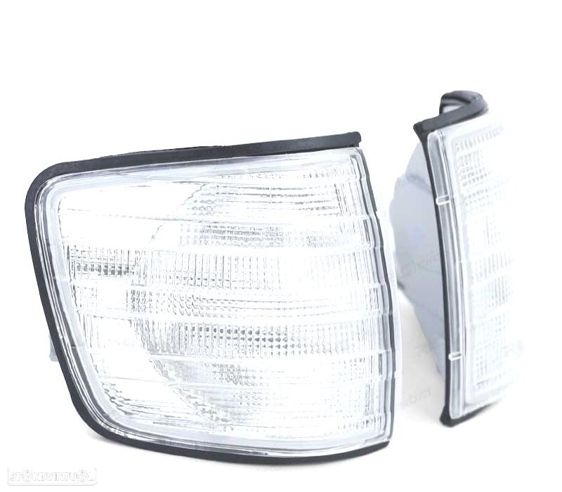 PISCAS FRONTAIS BRANCOS MERCEDES W126 COUPÉ - 4