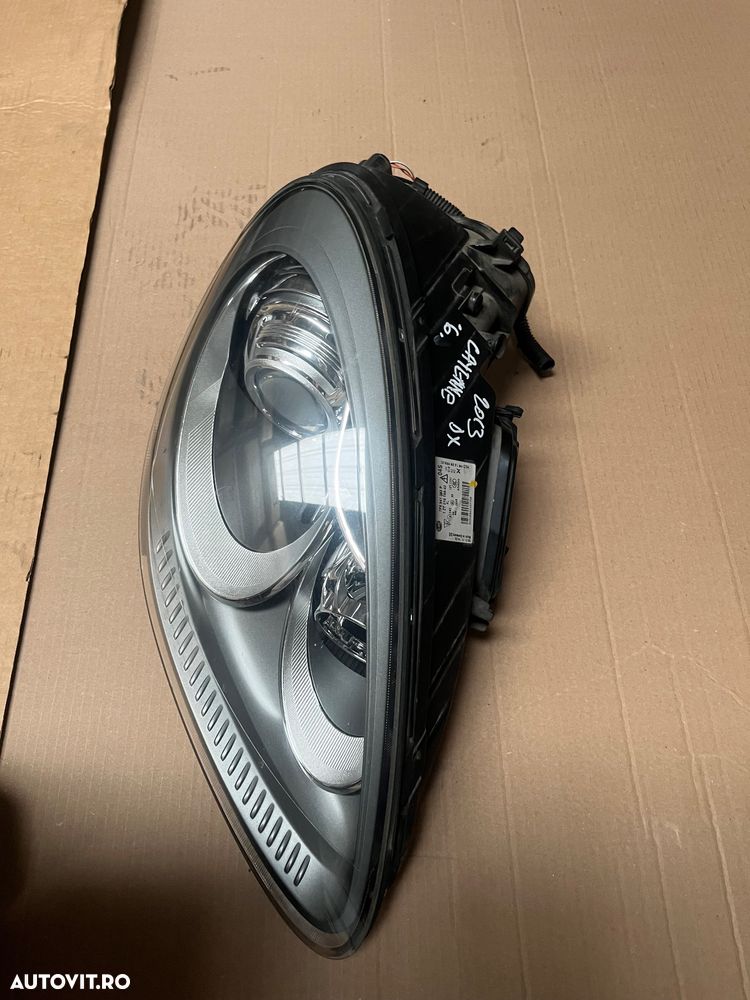 Far Bixenon dreapta Porsche cayenne 2013 - 3