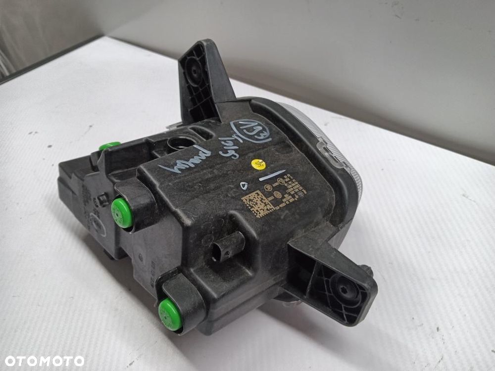 HALOGEN PRZÓD PRZEDNI PRAWY VW TAIGO 2G7941662 - 8