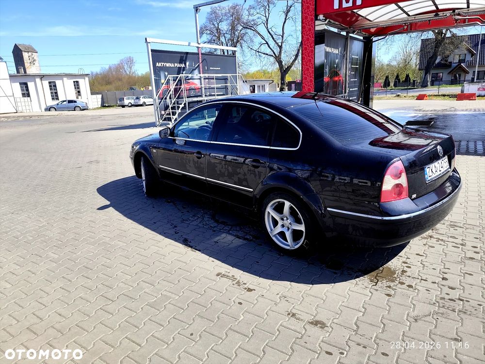 Volkswagen Passat 1.8T - 2