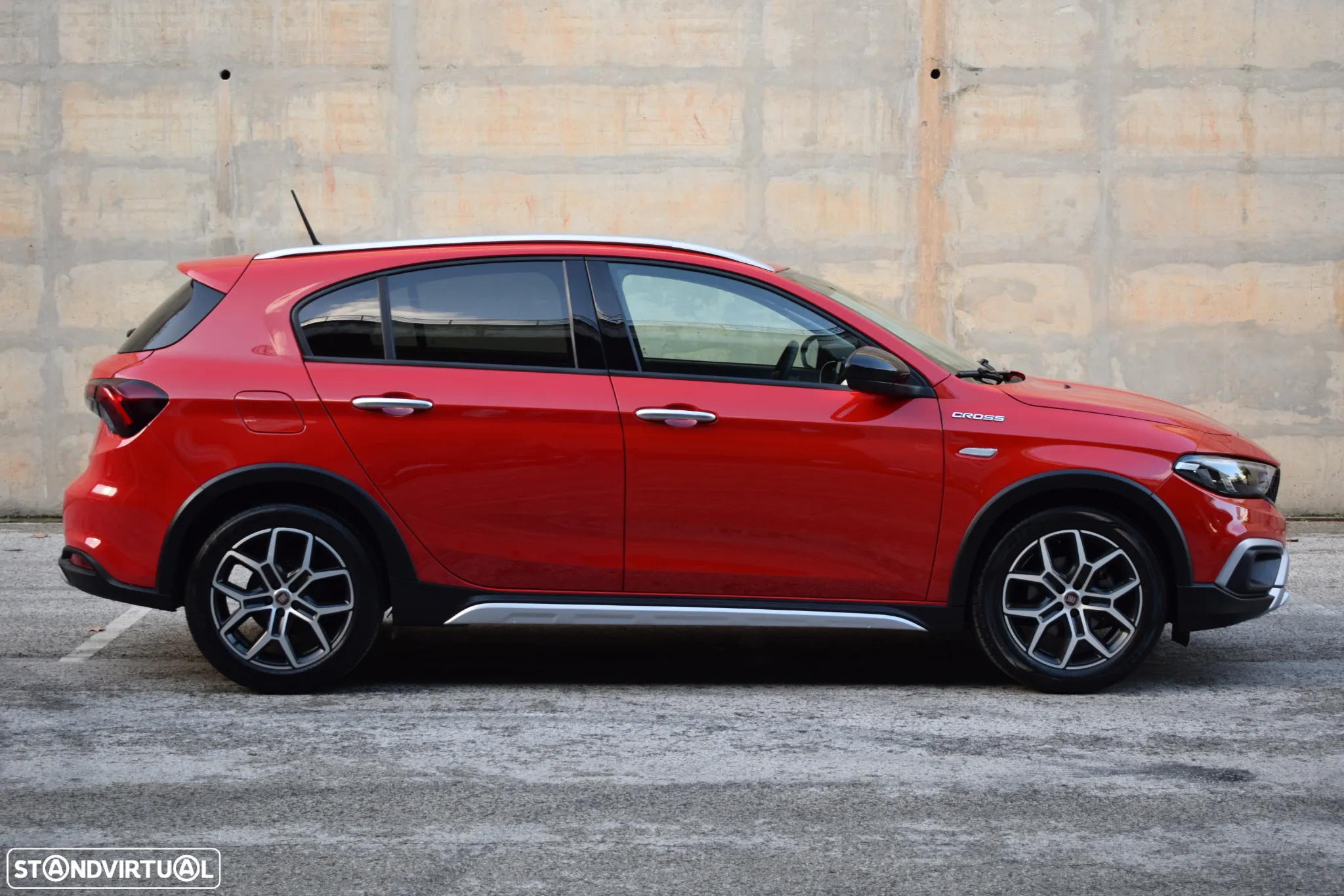 Fiat Tipo Cross 1.0 GSE T3 - 12