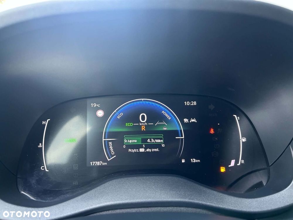 Toyota Yaris Hybrid 1.5 Style - 16