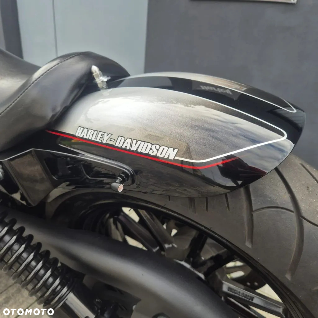 Harley-Davidson Dyna Low Rider - 12