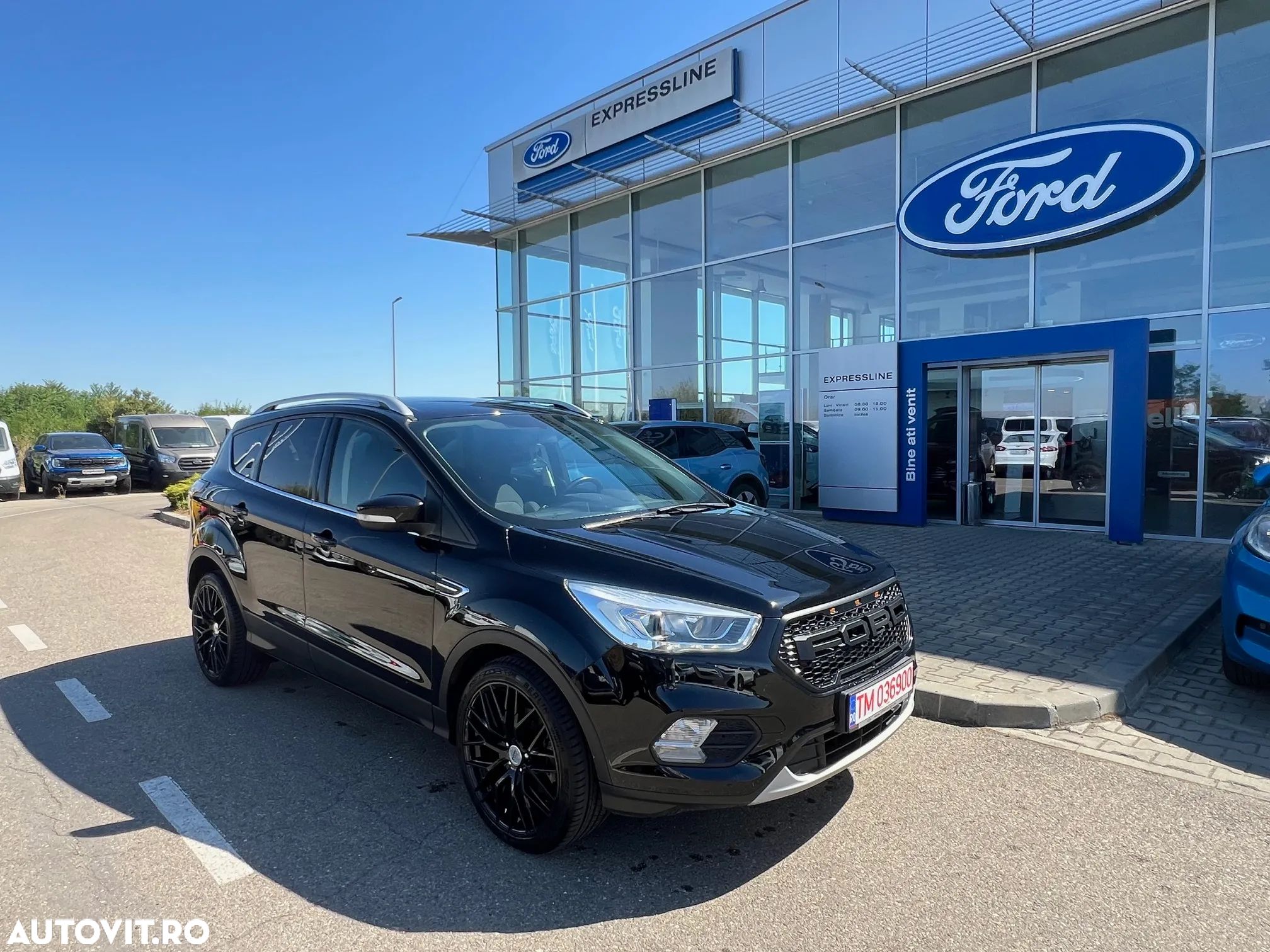 Ford Kuga - 1