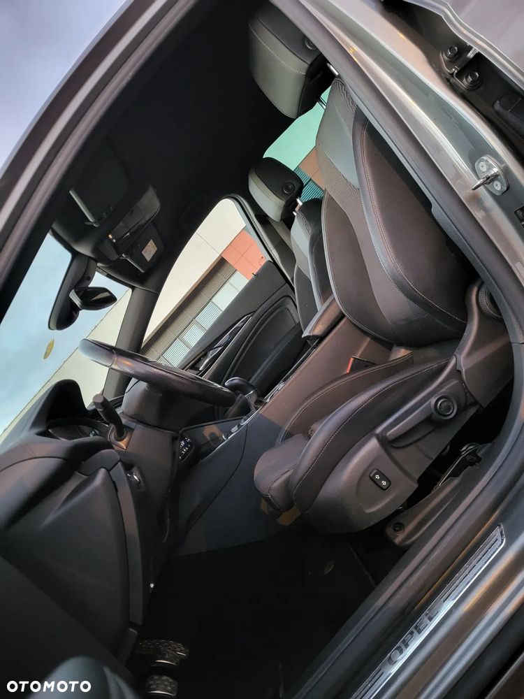 Opel Insignia 2.0 Exclusive - 23