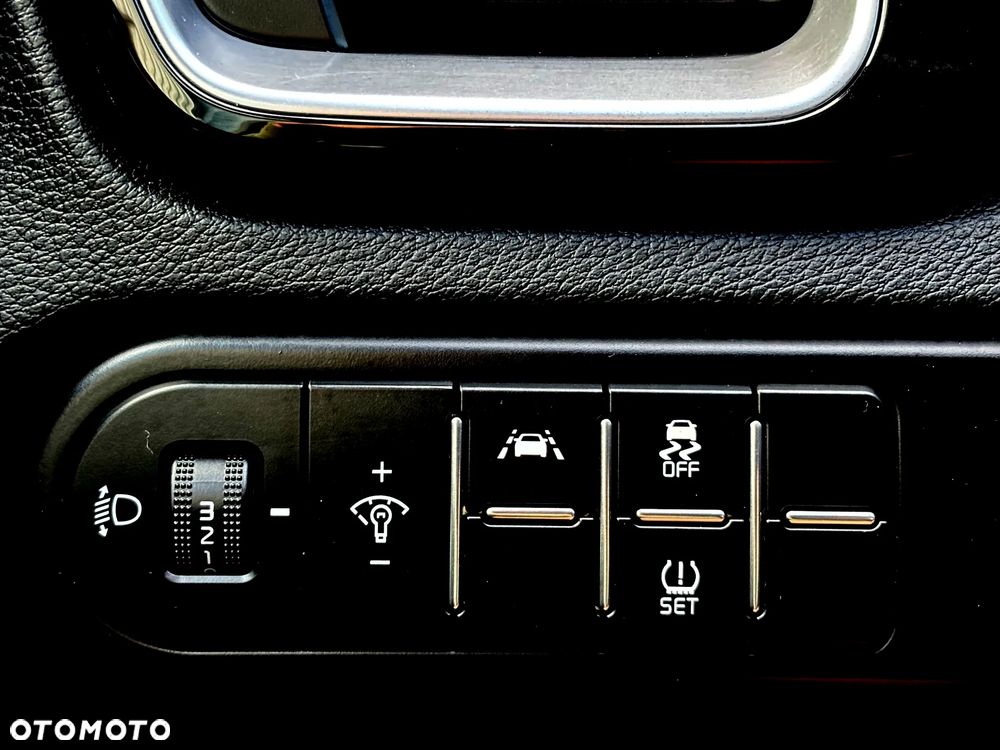 Kia XCeed 1.4 T-GDI OPF VISION - 26