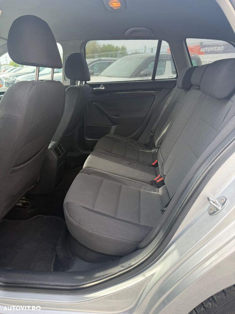 Volkswagen Golf Sportsvan - 8