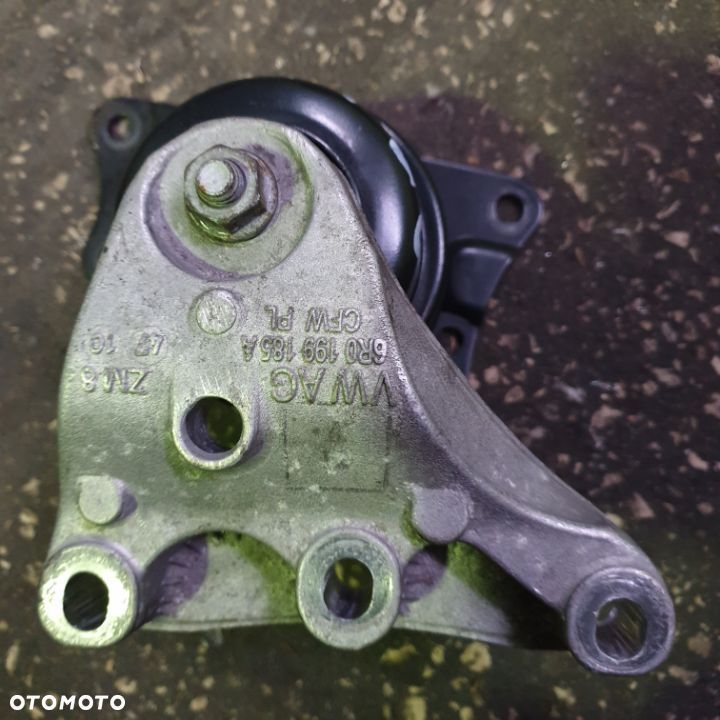 VW SEAT AUDI  SKODA  FABIA III  LAPA PODUSZKA SILNIKA LEWA PRAWA MOCOWANIE 6R0199185A  15R - 3