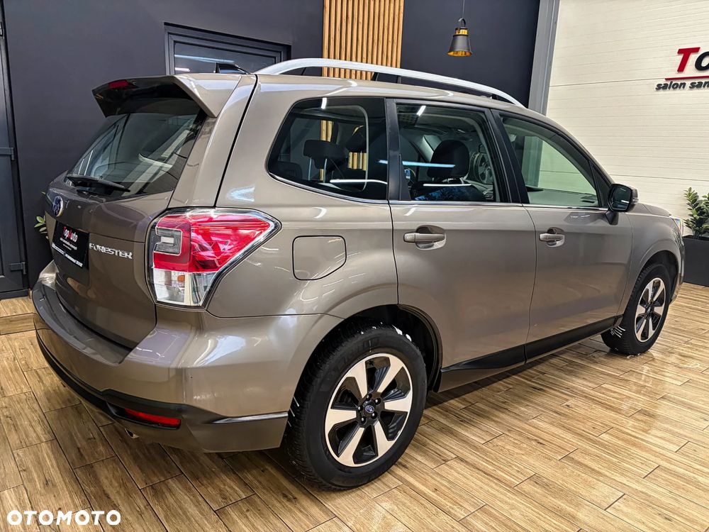 Subaru Forester 2.0 i Platinum Lineartronic - 7