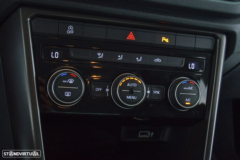 VW T-Roc 1.6 TDI Style - 37