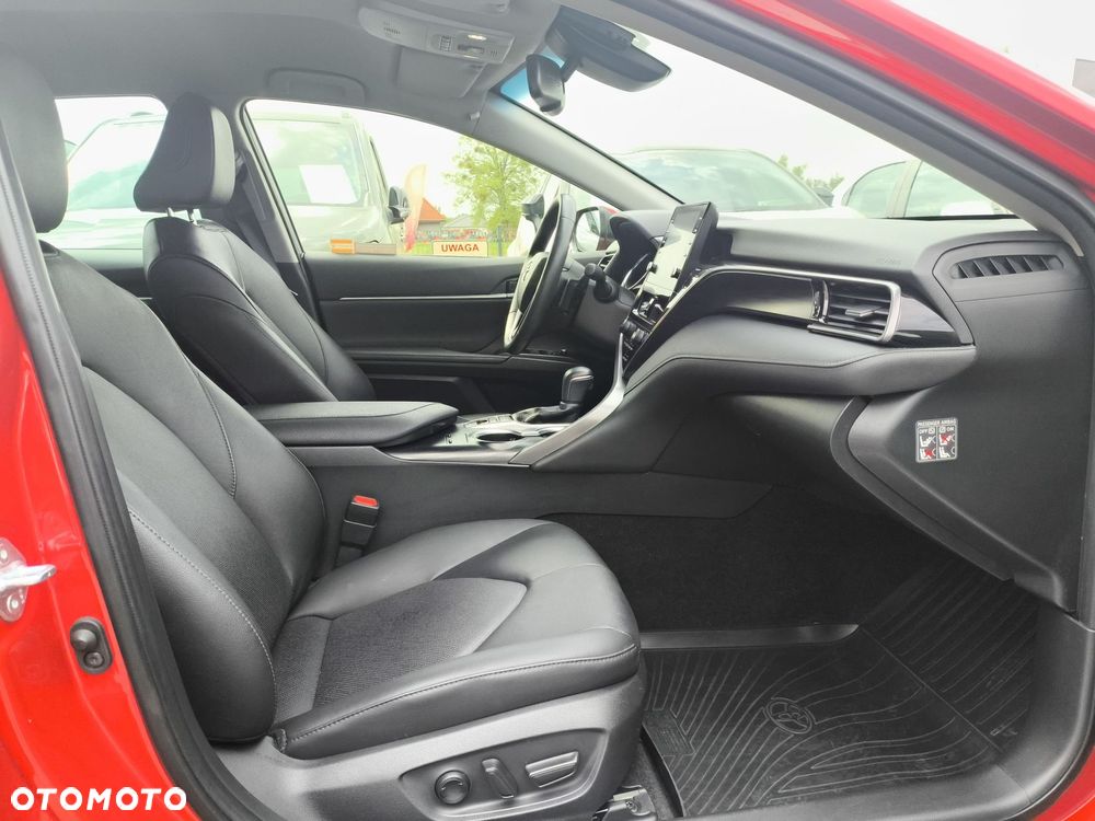 Toyota Camry 2.5 Hybrid Executive CVT - 9