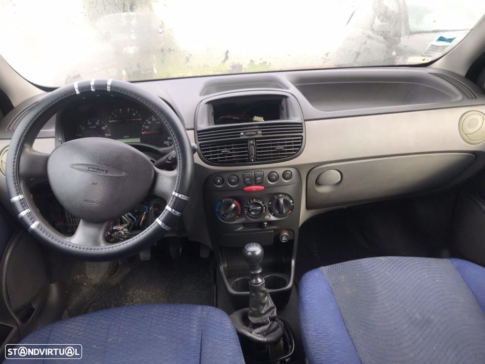 Fiat Punto (188) 1.2 5P 2000 - Para Peças - 5