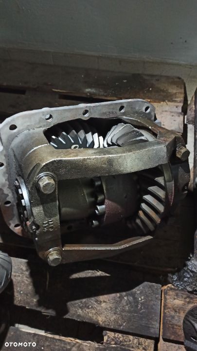 WKŁAD MOSTU VOLVO RS1370HV / MERITOR DS70H 1.04,3,61 / 1.04 - 3
