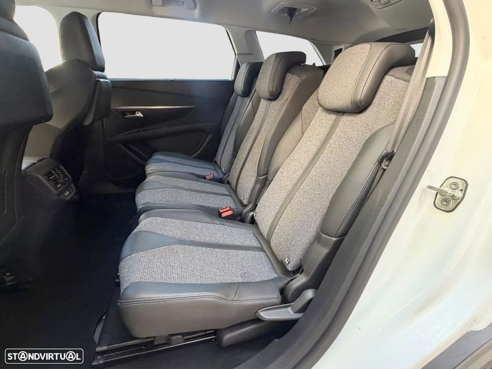 Peugeot 5008 1.2 PureTech Allure EAT6 — fotografia 11