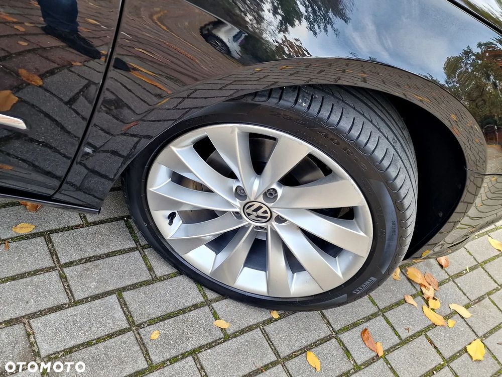 Volkswagen Passat CC - 20