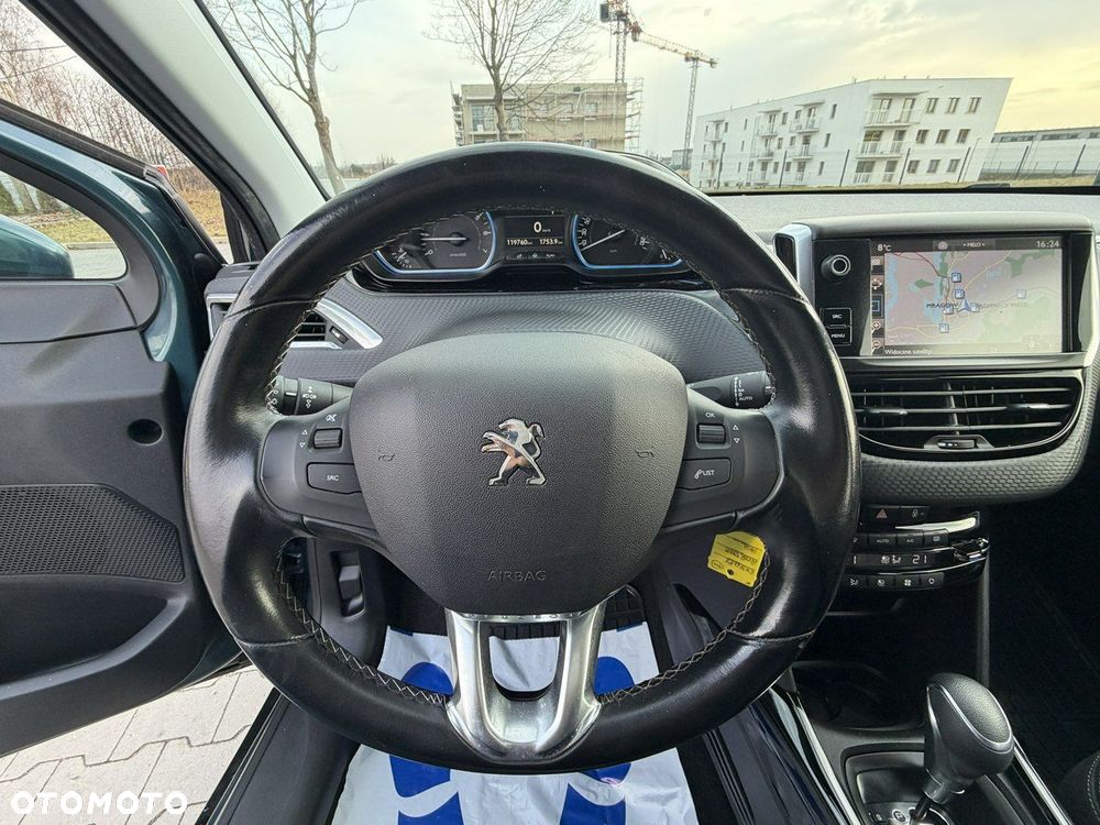 Peugeot 2008 PureTech 110 Stop&Start EAT6 Allure - 23