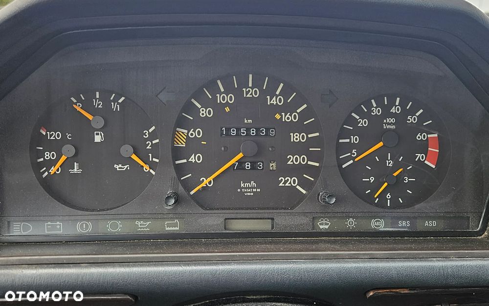 Mercedes-Benz W124 (1984-1993) - 14