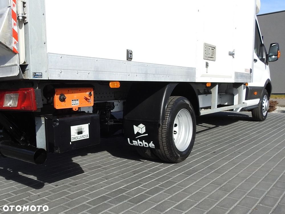 Ford TRANSIT  KONTENER WINDA 8 PALET TEMPOMAT LEDY BLIŹNIACZE KOŁA KLIMATYZACJA  170KM - 19