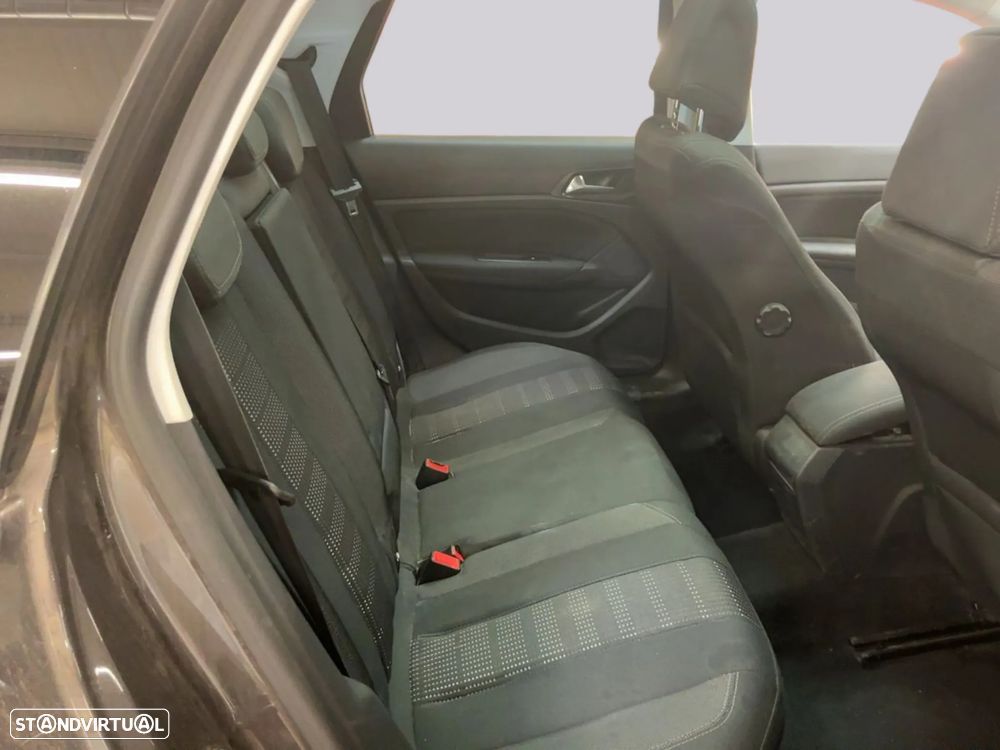 Peugeot 308 SW - 7