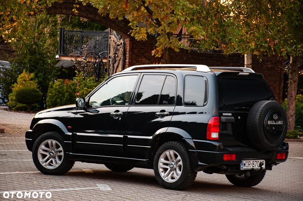 Suzuki Grand Vitara 2.0 Limited - 13