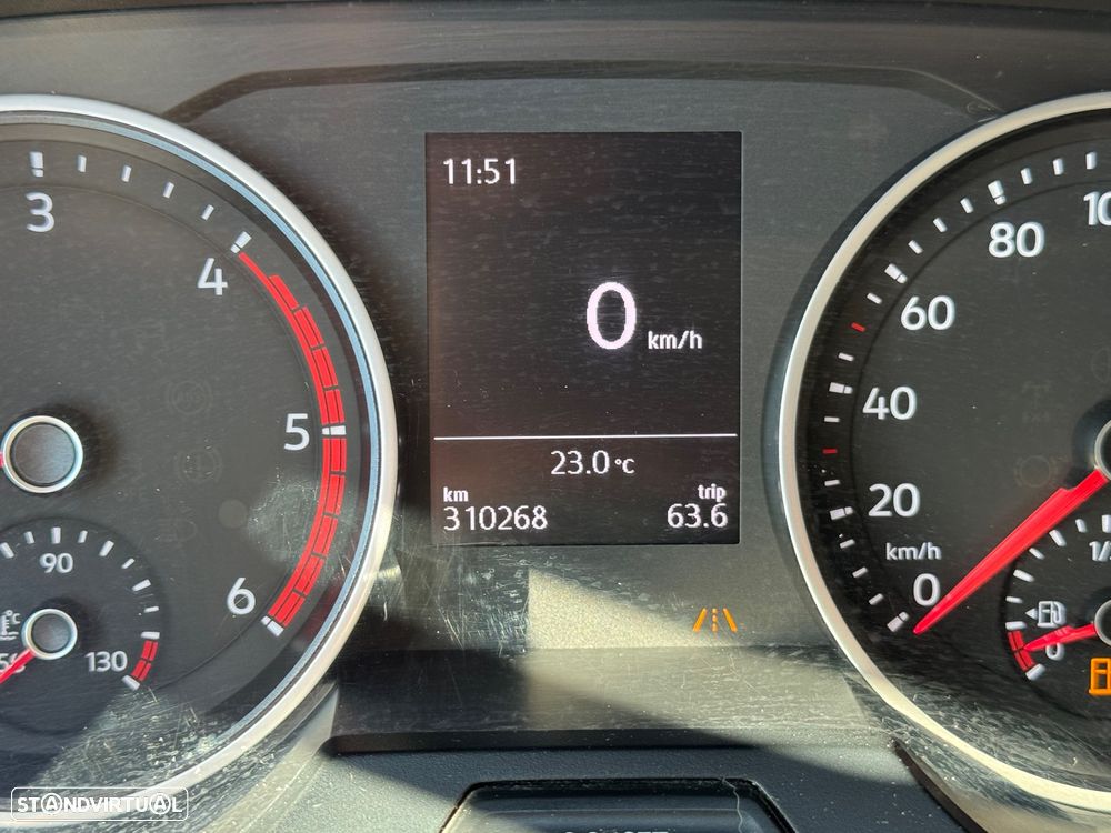 VW Crafter - 30