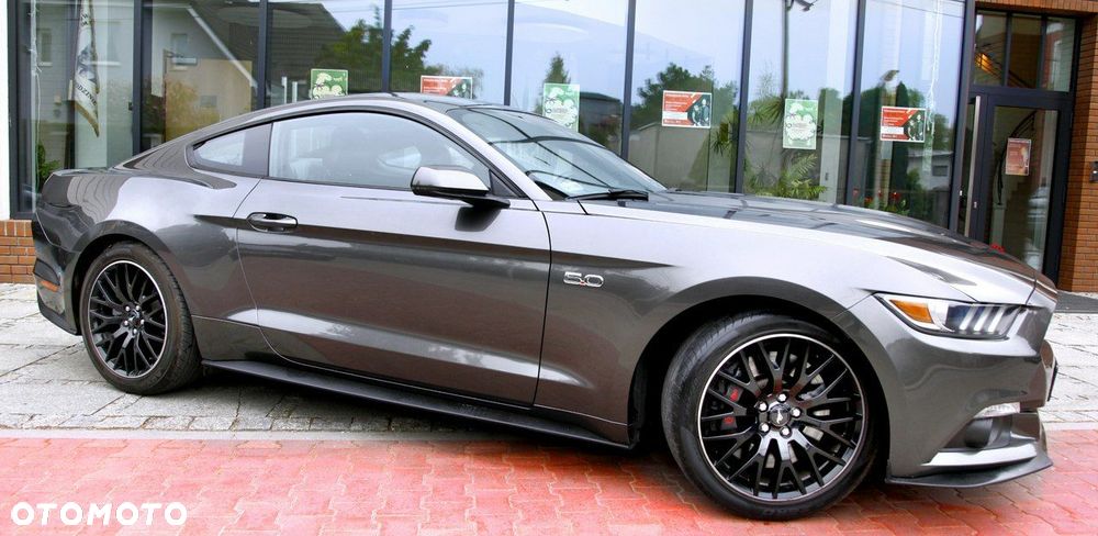 Ford Mustang - 33