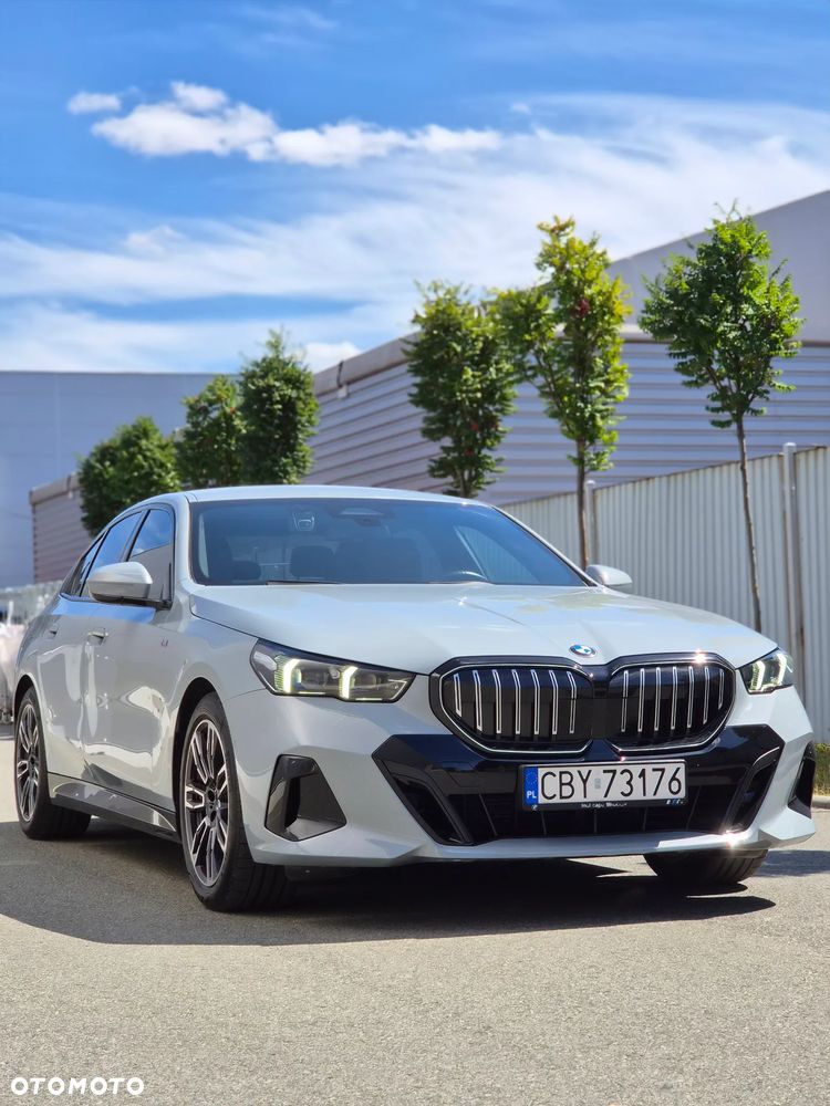 BMW Seria 5 - 1