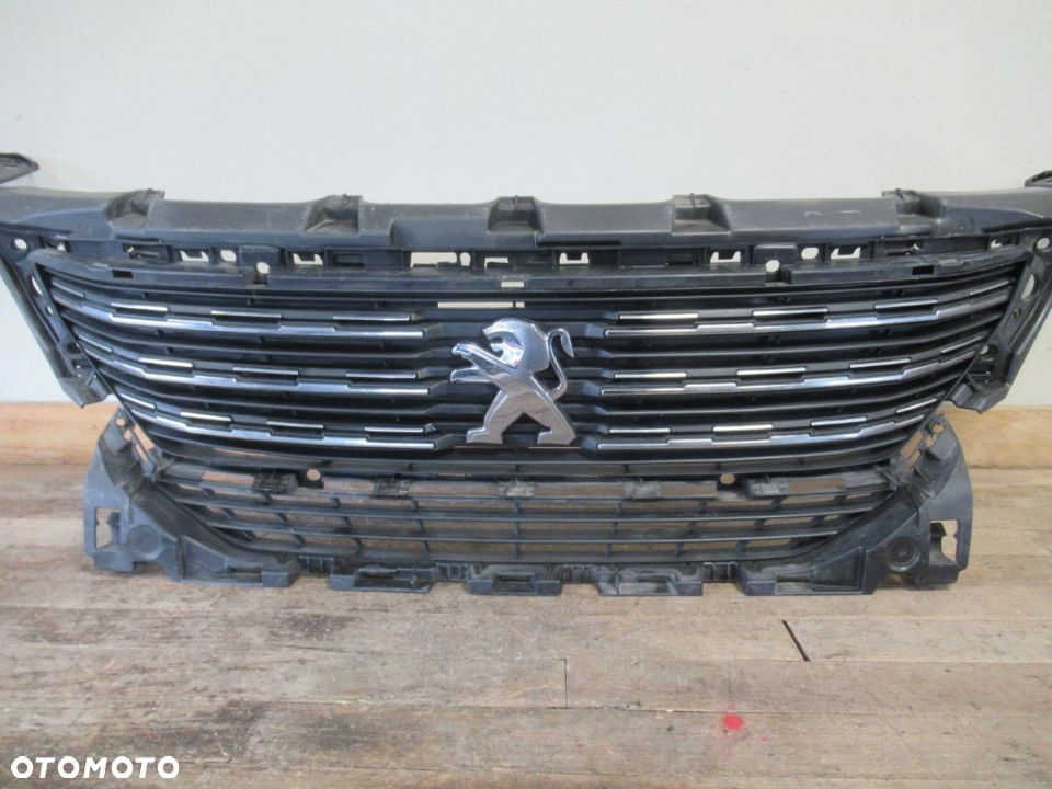 GRILL GRIL ATRAPA PEUGEOT 5008 II 2017-2021 - 5