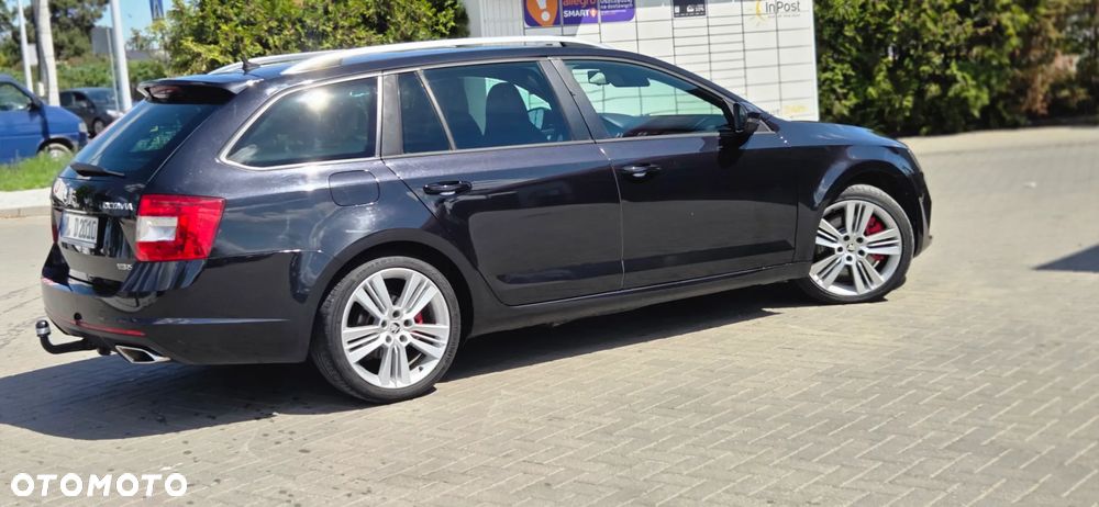 Skoda Octavia 2.0 TDI DSG RS - 18