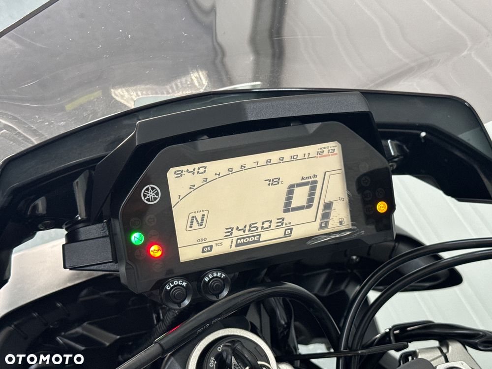 Yamaha MT - 33