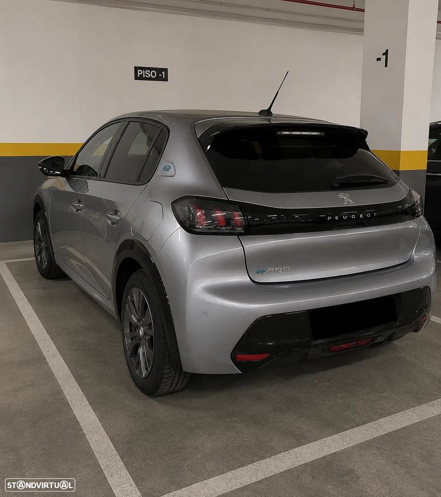 Peugeot 208 - 2