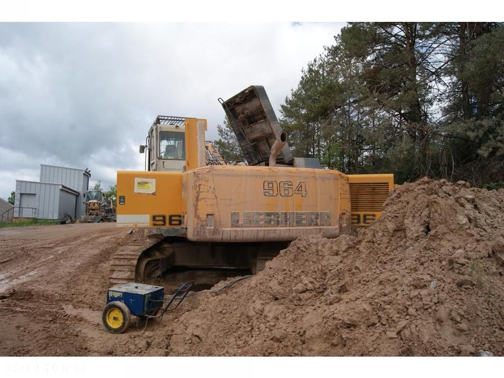Liebherr R964C - 32