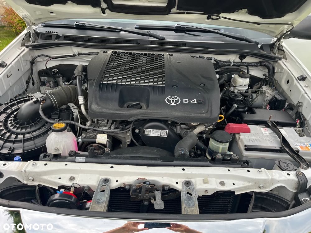 Toyota Hilux - 11