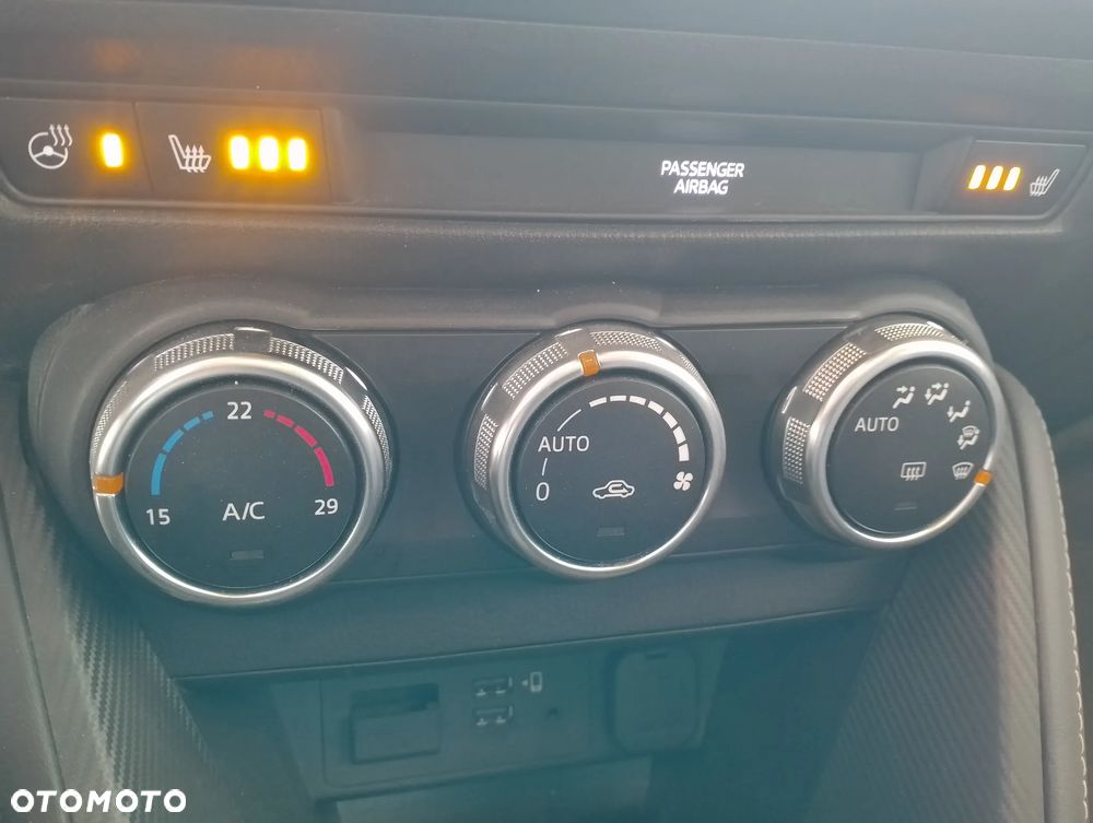 Mazda 2 SKYACTIV-G 90 Nakama - 22