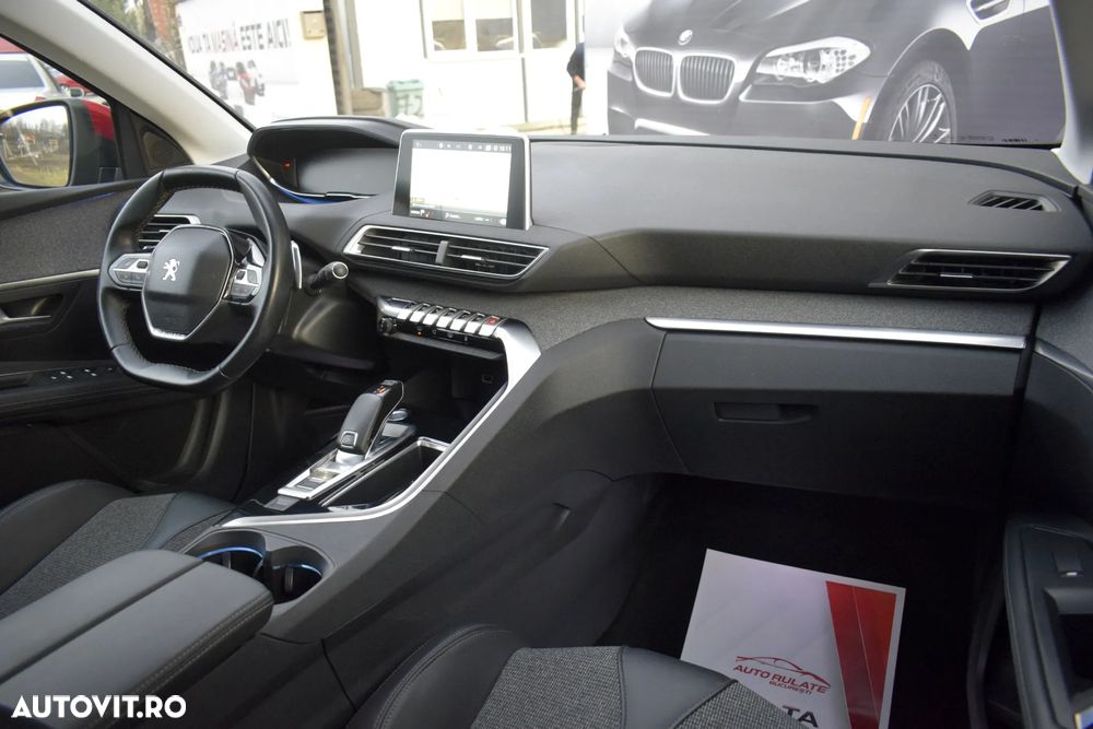 Peugeot 3008 PureTech 130 Stop & Start GPF EAT8 Allure - 9