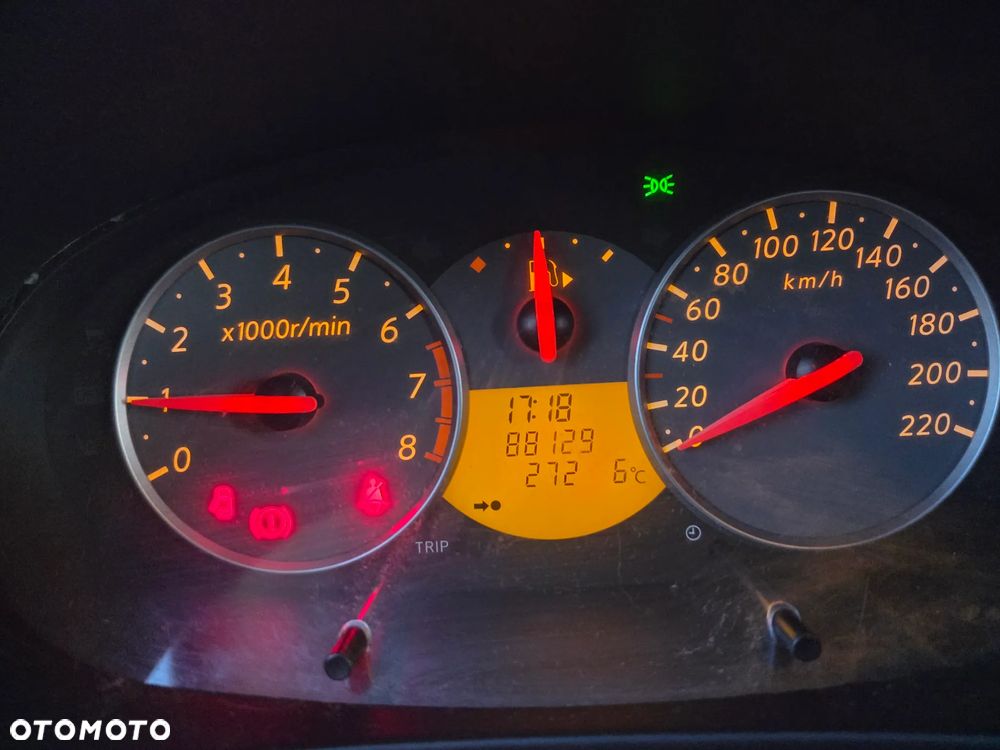 Nissan Micra - 2