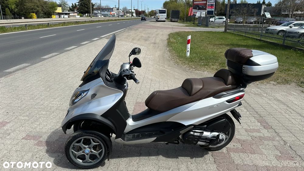 Piaggio MP-3 - 2