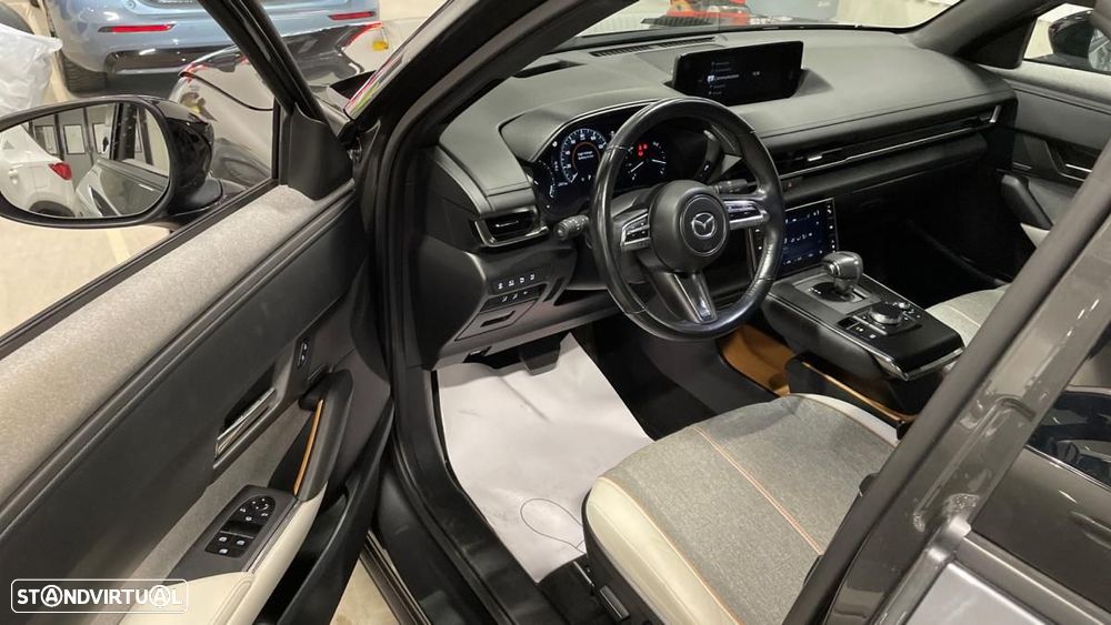 Mazda MX-30 e-SKYACTIV - 6