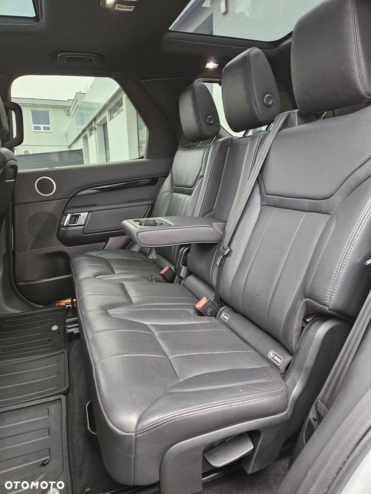 Land Rover Discovery 3.0 Si6 SE - 25